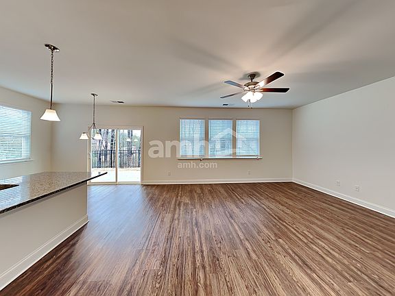 3rd image of 1400 Ashlyn Ct