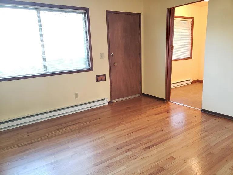 525 NE 78th Ave — Photo 6