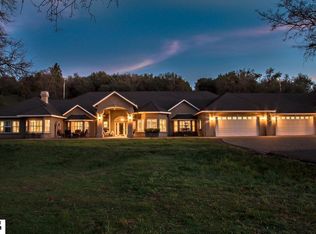 22303 Bennett Rd, Columbia, CA 95370