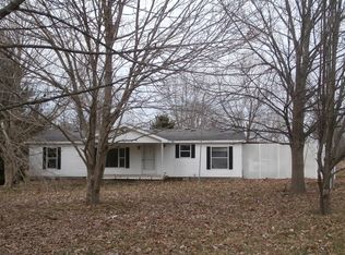 1327 County Road 990 E, Lerna, IL 62440