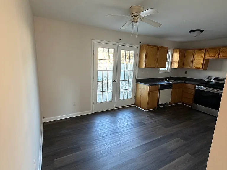 3628 Meadowdale Blvd — Photo 3