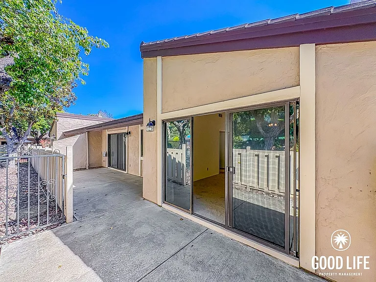 4711 Amberwood Ct — Photo 17