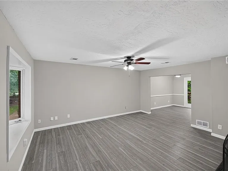 226 High Creek Dr — Photo 20