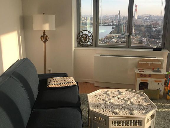 4th image of 4545 Center Blvd #3001