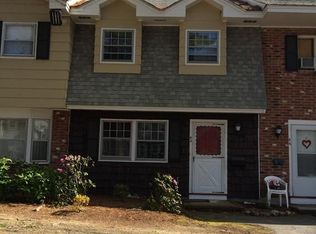 42 Gaston St, Methuen, MA 01844