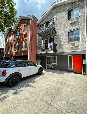 Rented by Douglas Elliman | media 19