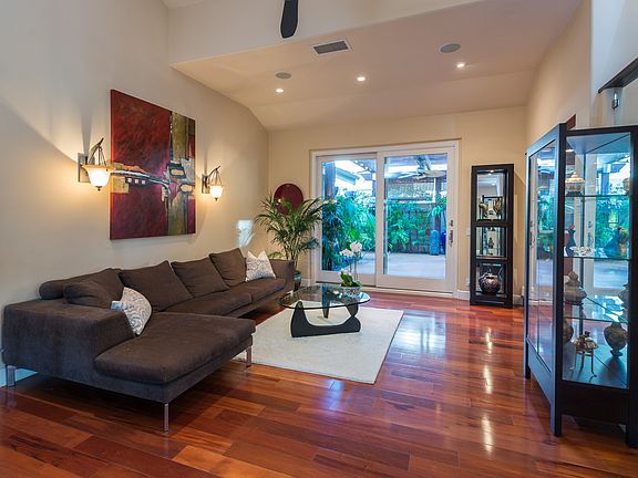 2nd image of 10405 Summerwood Ct