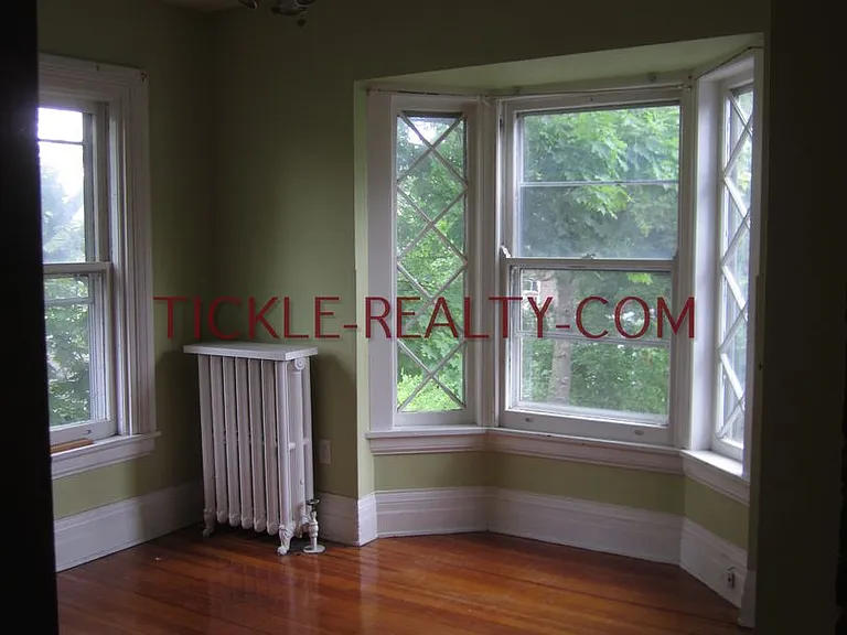 18 Portsmouth Ter — Photo 3