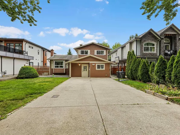 14518 85a Ave, Surrey, BC V3S 5T6