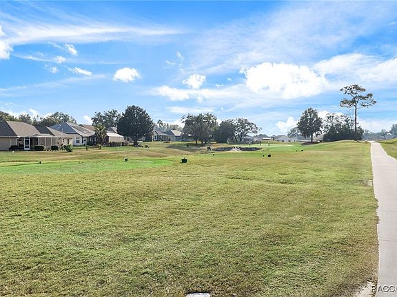 5th image of 4828 N Crestline Dr