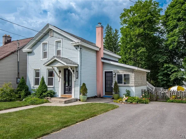 1204 Utica St, Oriskany, NY 13424