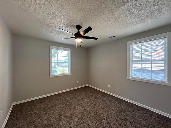 5th image of 3013 Waynoka Cv