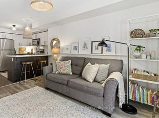 35 Mountford Dr #104, Guelph, ON N1E 0G6