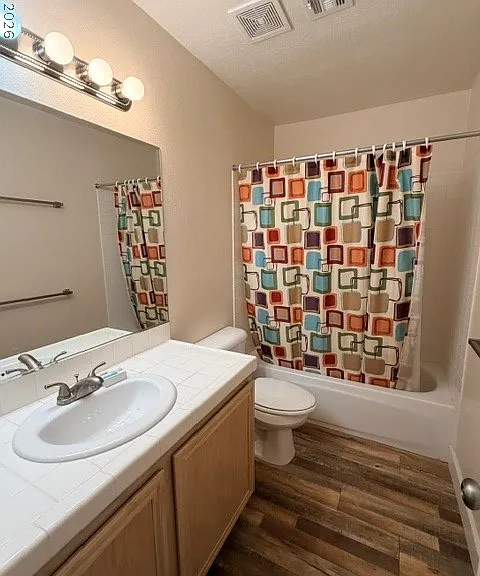 100 Harbor View Dr #0 — Photo 6