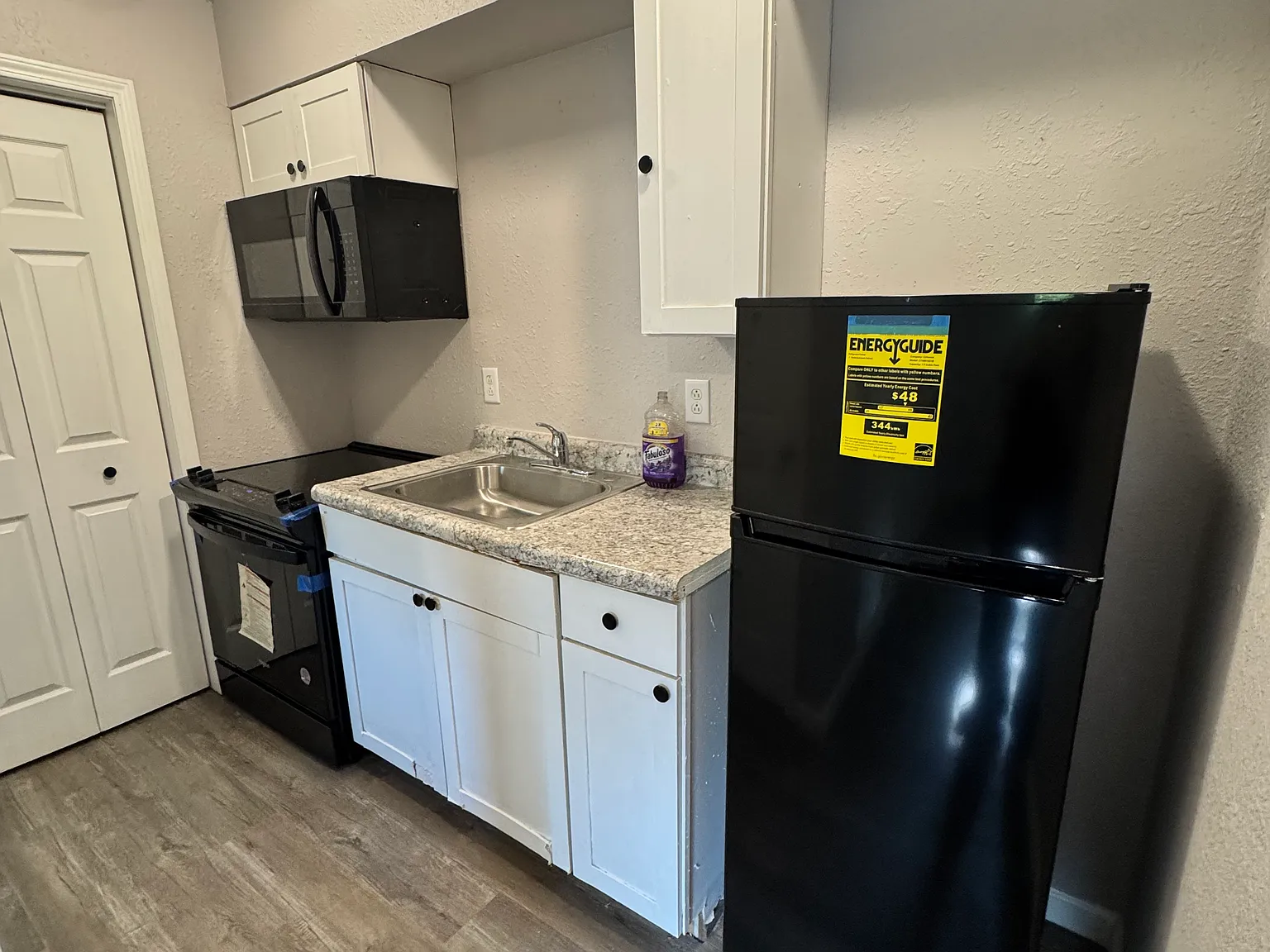 1 bed, 650 sqft, $700 — Photo 3