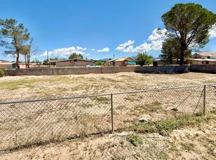 333 Armstrong Rd, Las Cruces, NM 88007