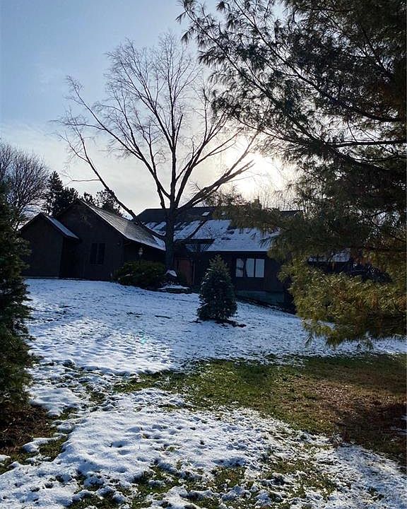 1st image of 5215 Silver Fox Dr