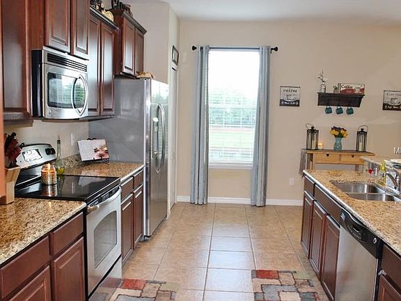 3rd image of 4285 Regal Town Ln