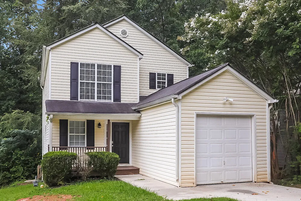 3 bed, 2.5 bath, 1528 sqft, $1,930 — Photo 4