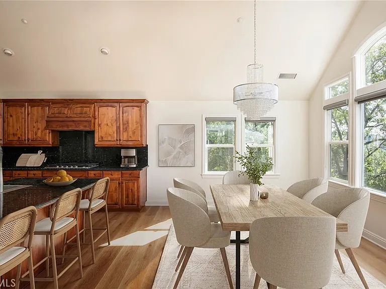 1477 Sequoia Dr — Photo 5
