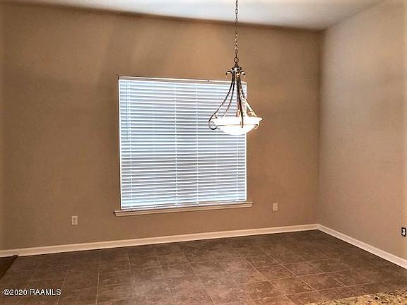 4th image of 205 Ouachita Dr
