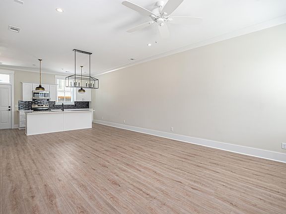 5th image of 1407 Jefferson St #1407