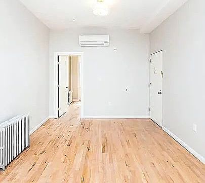 4th image of 1559 Dekalb Ave #1BB