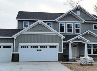 1326 Kimber Dr, Lowell, MI 49331