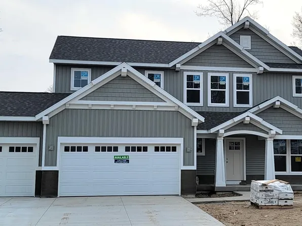 1326 Kimber Dr, Lowell, MI 49331