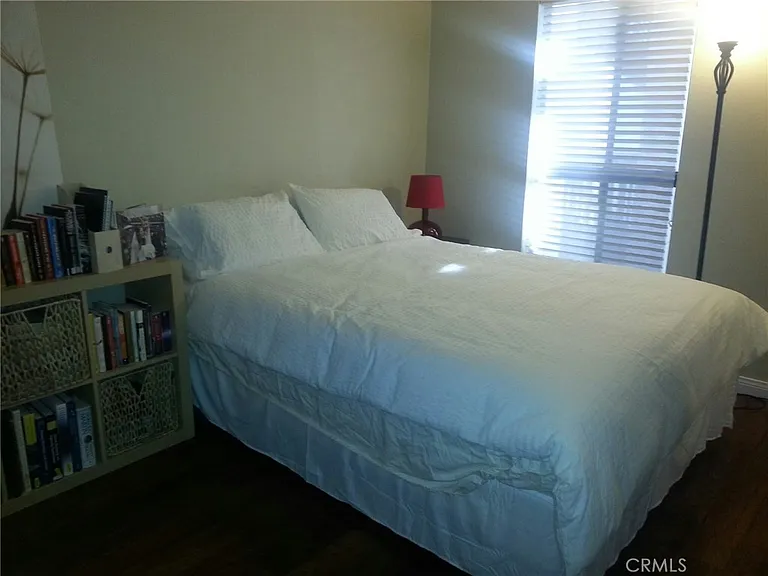 8331 Marina Pacifica Dr N — Photo 8