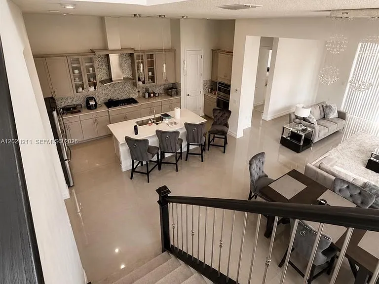 8939 Grand Prix Ln — Photo 6