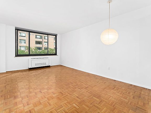 4th image of 300 Albany St APT 5J