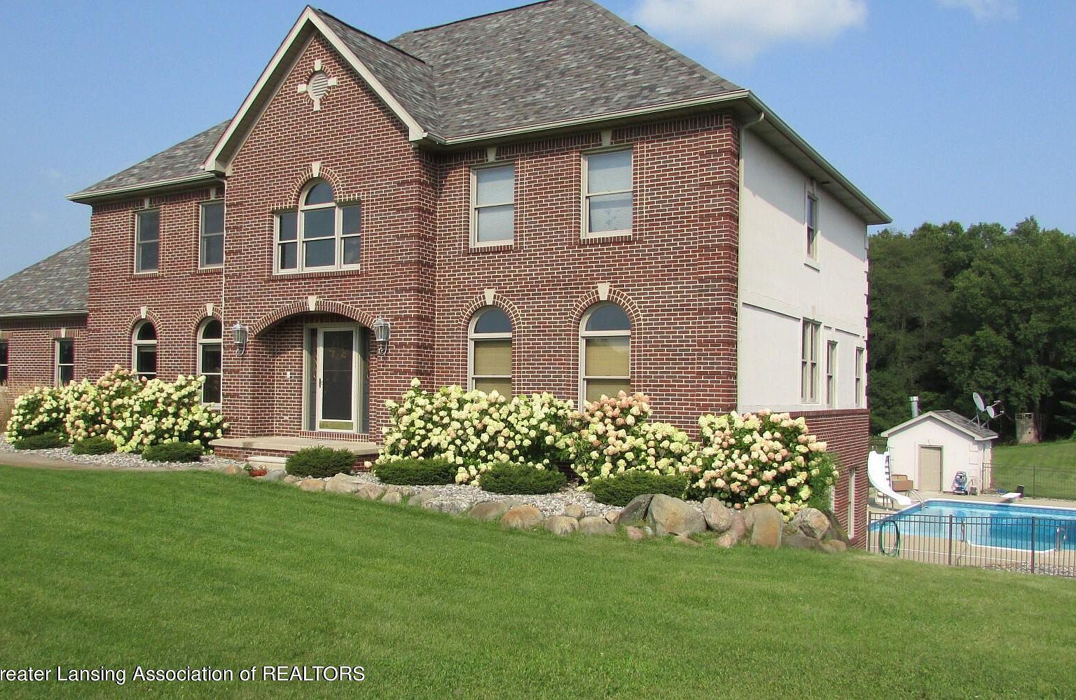 680 N Cedar Rd, Fowlerville, MI 48836 Zillow