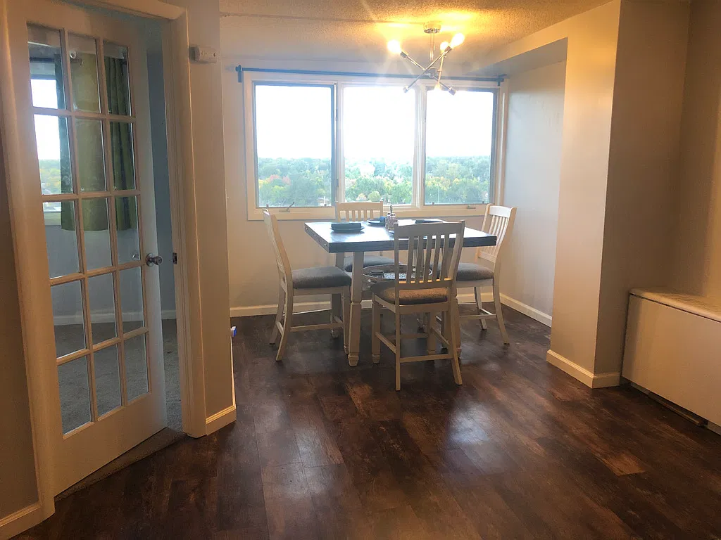 2 bed, 885 sqft, $1,800 — Photo 3