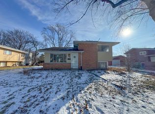 306 Winnebago St, Park Forest, IL