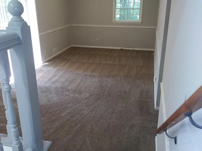 1359 Cornwall Rd — Photo 9