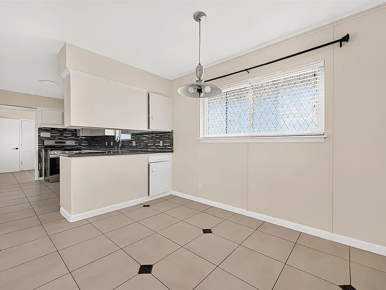 4002 Mischire Dr — Photo 16