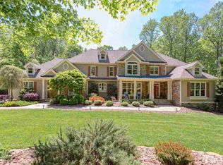 2711 Creek Run Ct, Chapel Hill, NC 27514
