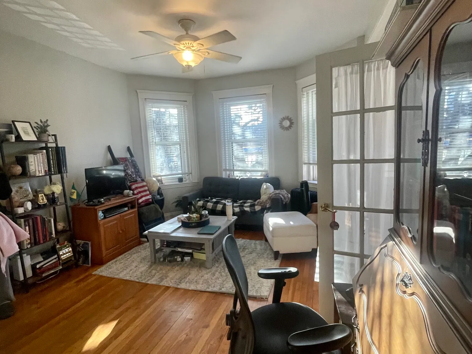 1 bed, 1.0 bath, 450 sqft, $1,950 — Photo 4