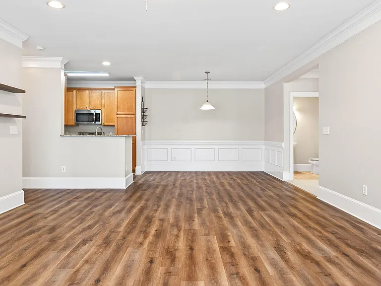 423 Waterford Lake Dr — Photo 21