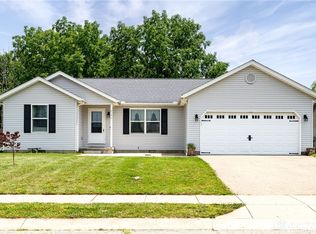 214 Fence Row Ln, South Charleston, OH 45368