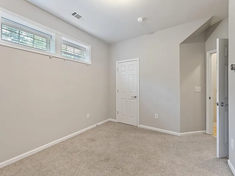 2451 Natoma Ct SE — Photo 23