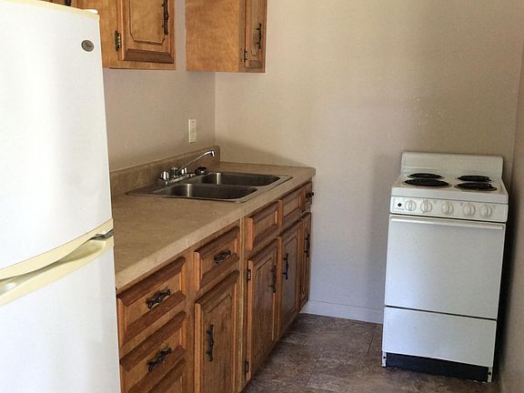 3rd image of 3117 Deaton St APT 4