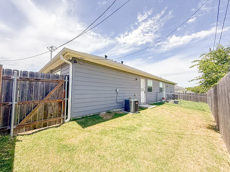 231 N Mary Jo Dr #A — Photo 19