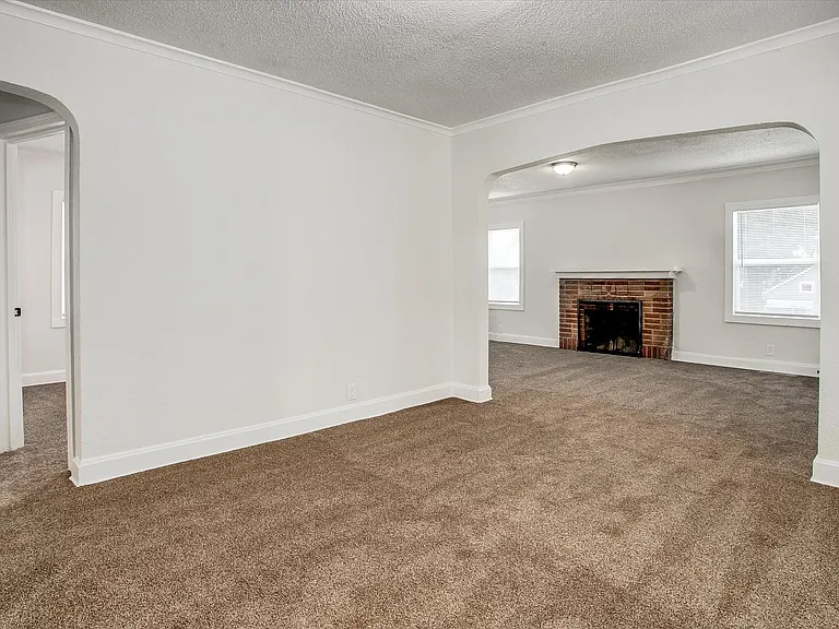 6210 Agnes Ave — Photo 14
