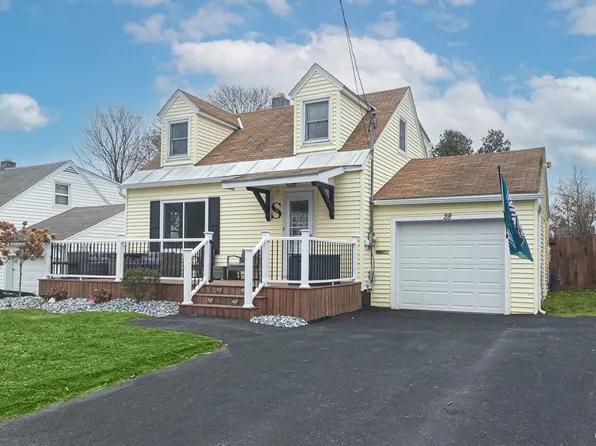 28 Leard Rd, New Hartford, NY 13413