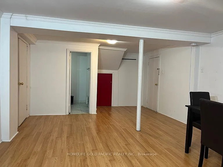 244 Maxwell St — Photo 5