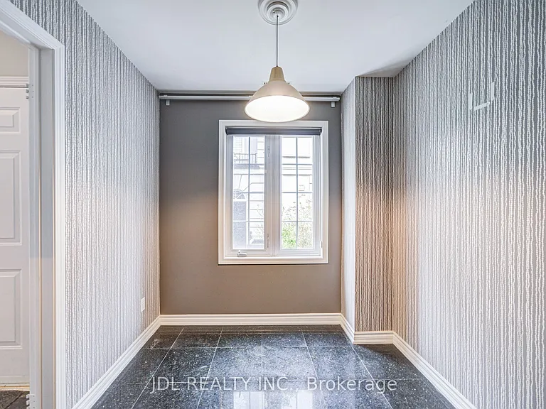 11 Everson Dr #610 — Photo 19