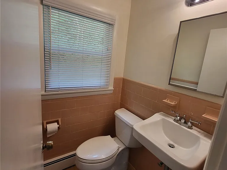 72 Blueberry Dr — Photo 17
