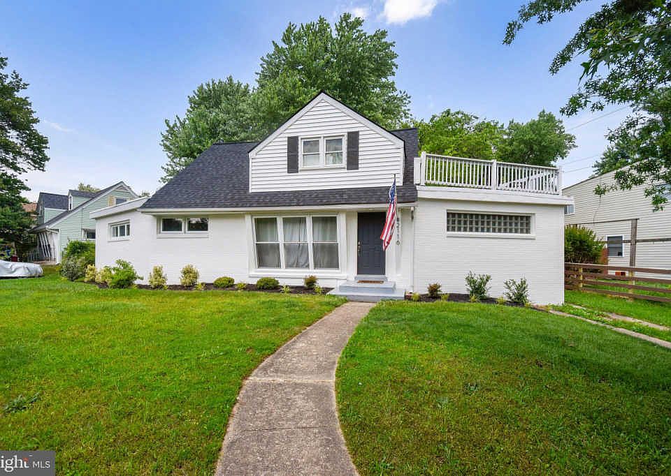 1st image of 2116 Rollins Dr